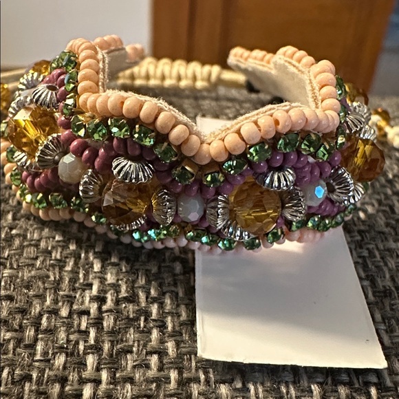 Pink House New in Bag Beaded Multicolor Handmade Bracelet - Picture 3 of 3